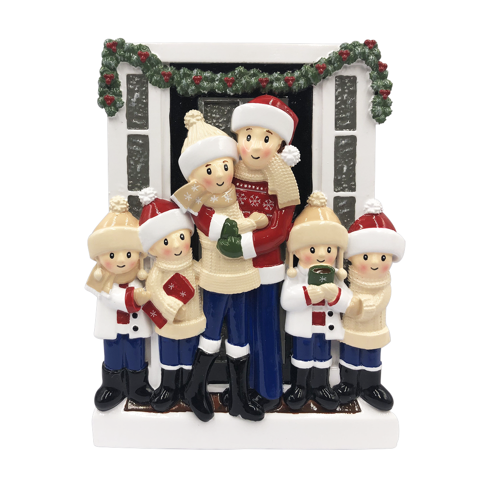 OR2026-6 - Farm House Family of 6 Personalised Christmas Decoration